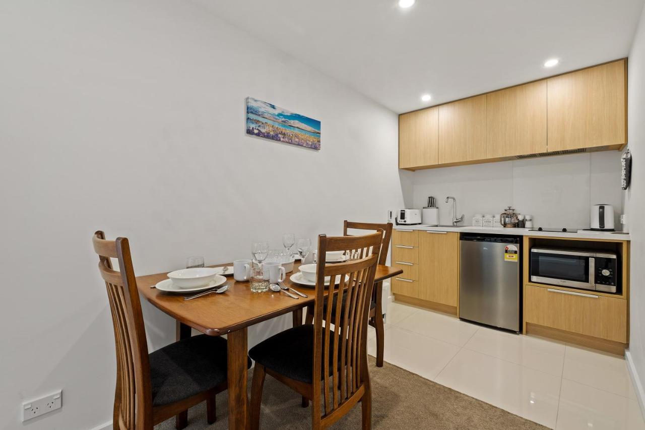 Queenstown Lake Views - Downstairs Apartment Екстериор снимка