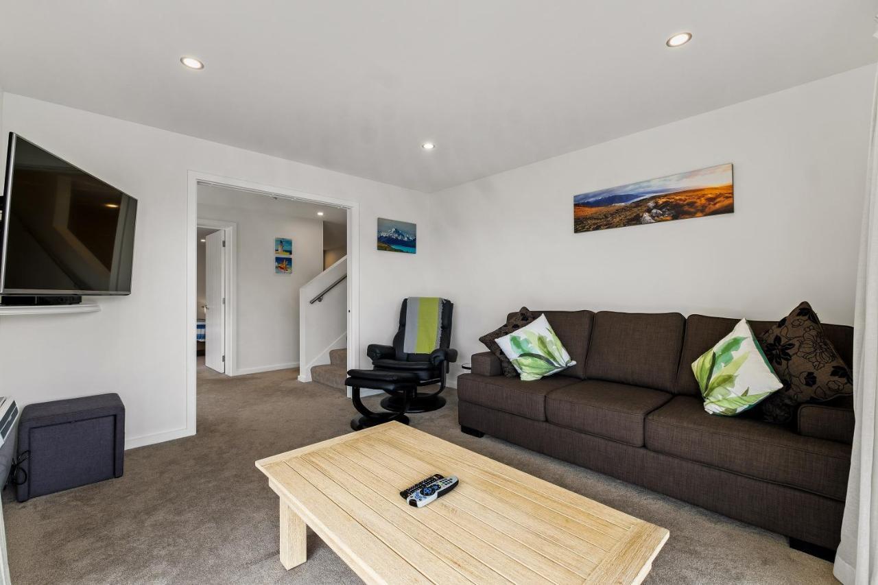 Queenstown Lake Views - Downstairs Apartment Екстериор снимка